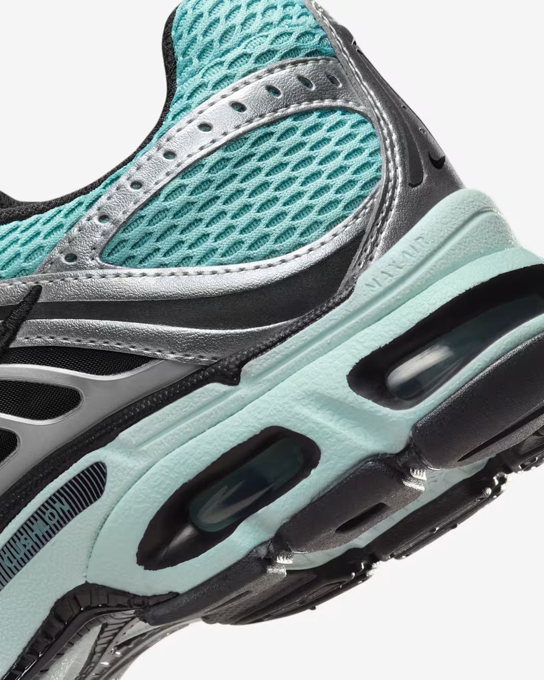 Nike Air Max Moto 2K